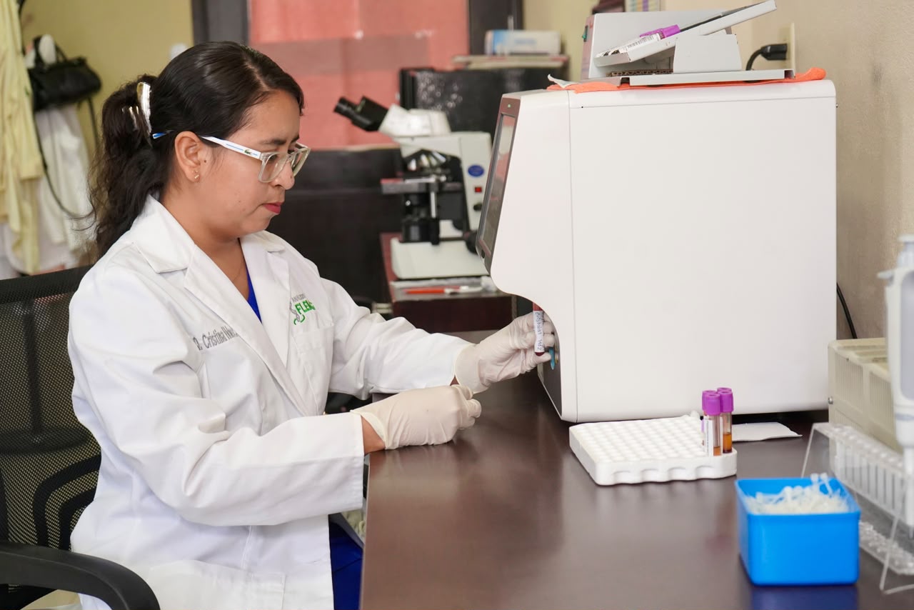 Laboratorio Fleming instalaciones y equipo